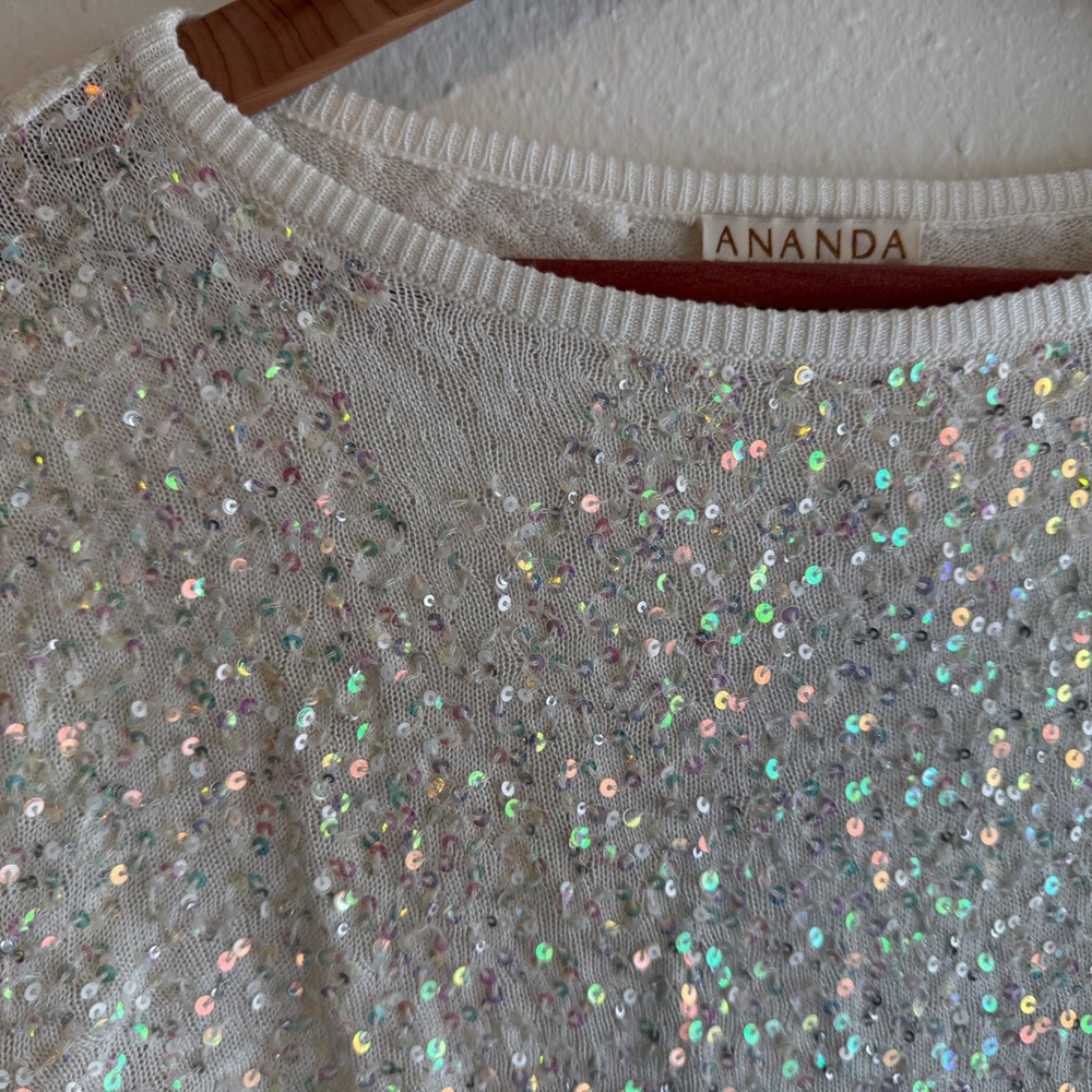 BHLDN Elegant Iridescent White Sequin Long Sleeve Sweater Bridal Cover Up Ananda - Picture 4 of 7